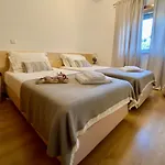 Apartament Essencyahomecoimbra *